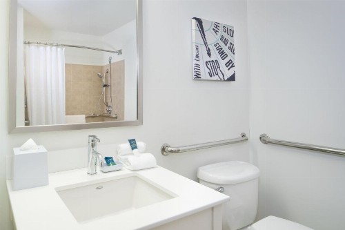 Four Points by Sheraton Louisville Airport - image 14