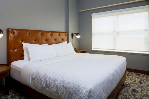 Four Points by Sheraton Louisville Airport - image 18