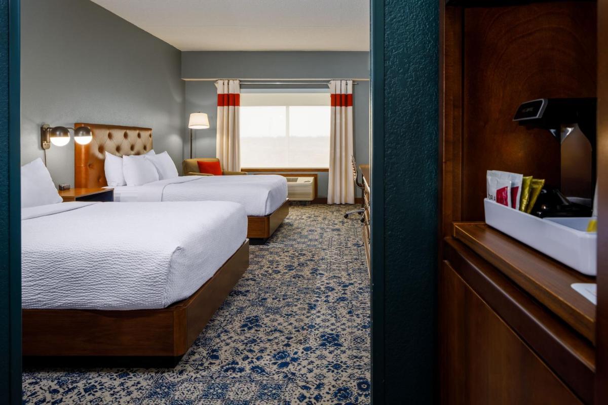 Four Points by Sheraton Louisville Airport - image 6