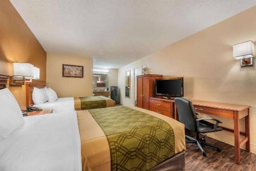 Econo Lodge Downtown Louisville - image 2