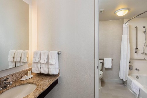 Residence Inn Louisville Downtown - image 11