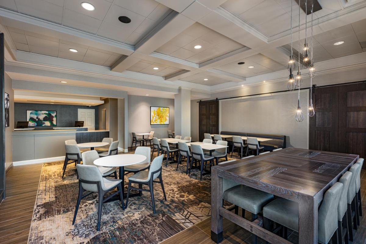 Residence Inn Louisville Downtown - image 3