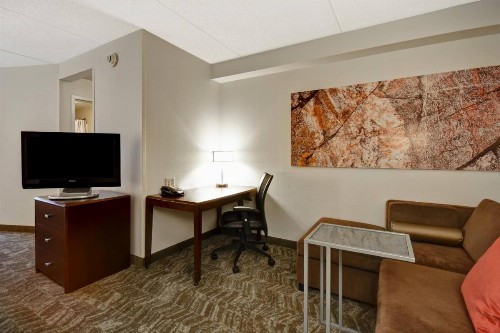 SpringHill Suites Louisville Airport - image 3