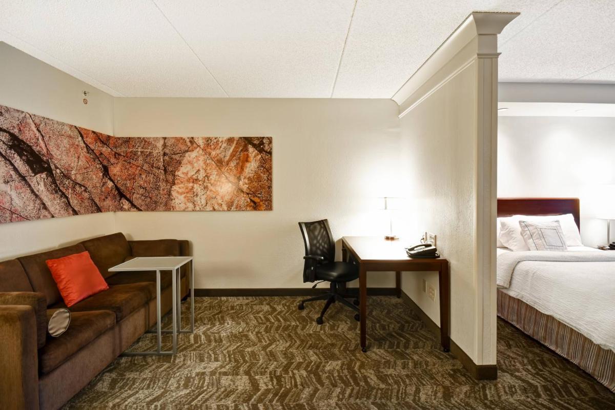 SpringHill Suites Louisville Airport - image 7