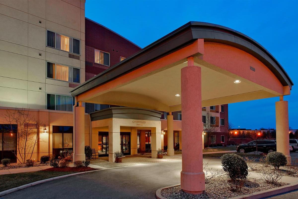 Courtyard Louisville Northeast - image 2