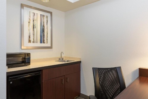 SpringHill Suites Louisville Hurstbourne/North - image 13