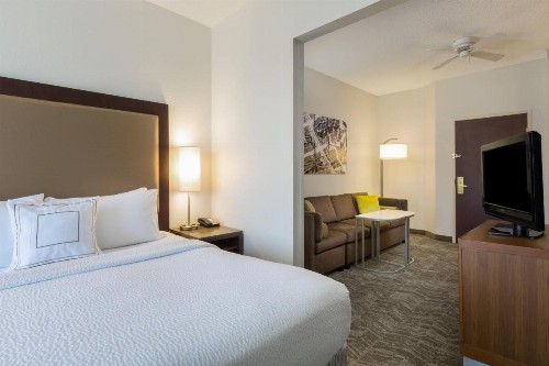 SpringHill Suites Louisville Hurstbourne/North - image 14