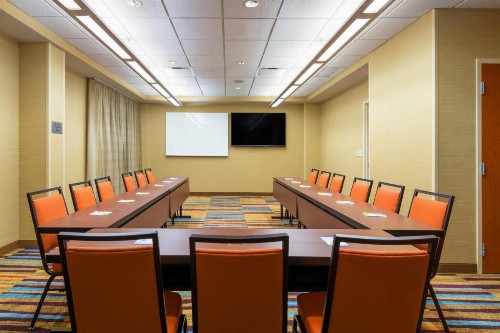 SpringHill Suites Louisville Downtown - image 10