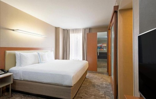 SpringHill Suites Louisville Downtown - image 16