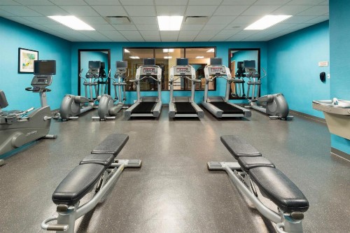 SpringHill Suites Louisville Downtown - image 18