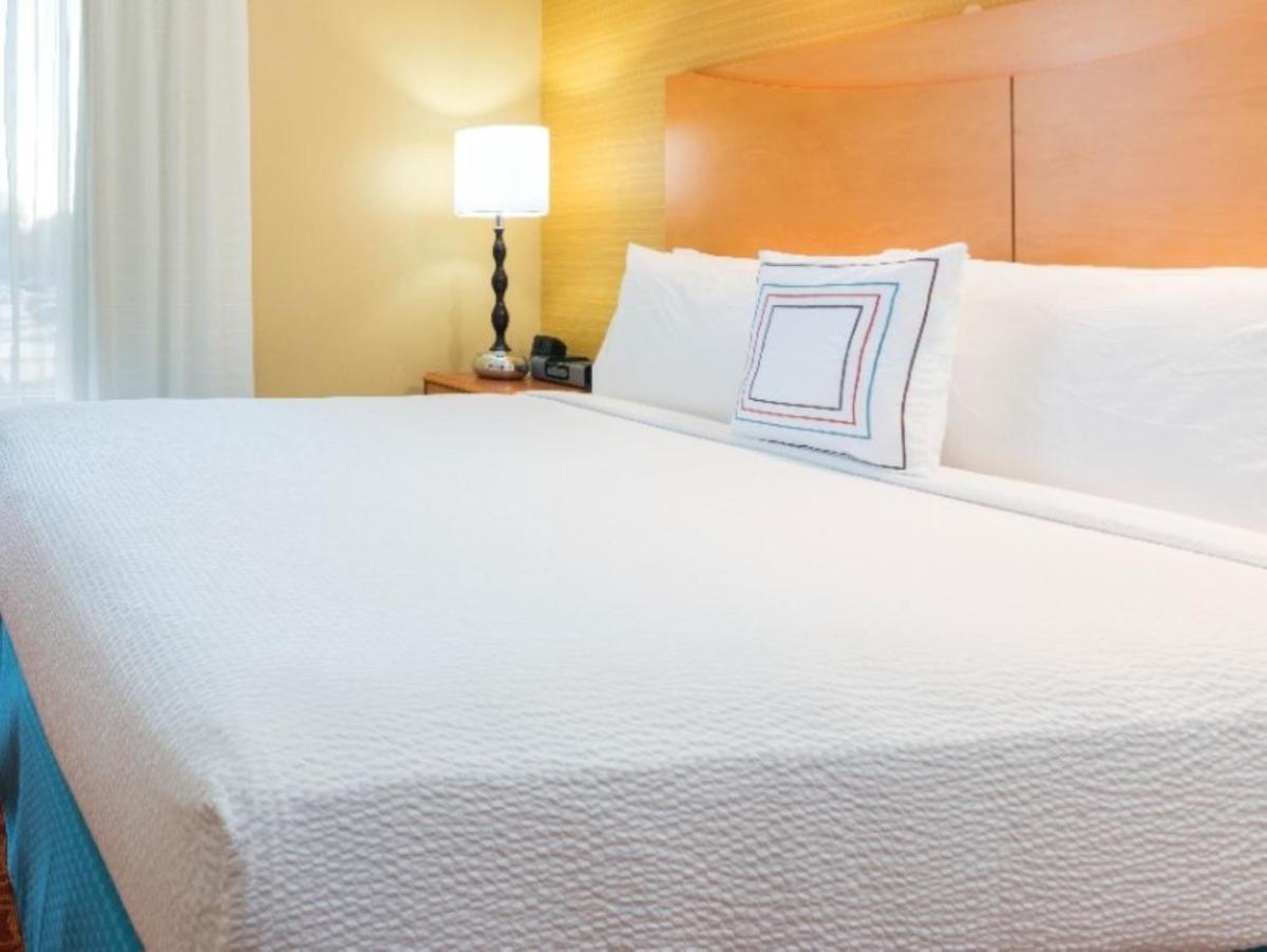 Fairfield Inn & Suites Louisville Downtown - image 6