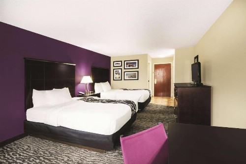 La Quinta by Wyndham Louisville - image 21