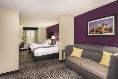 La Quinta by Wyndham Louisville - image 27