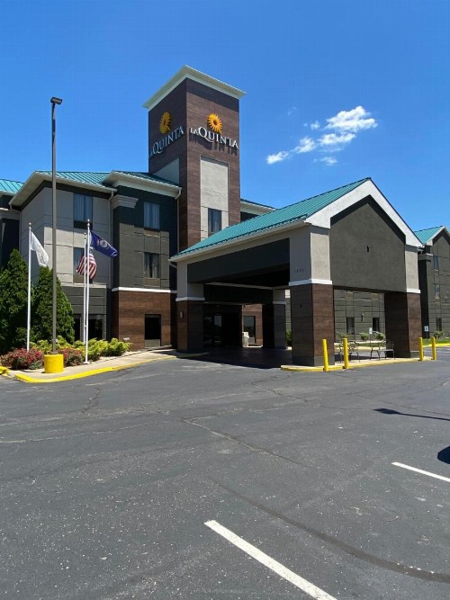 La Quinta by Wyndham Louisville - image 35