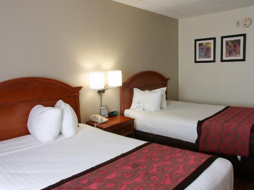 Baymont by Wyndham Louisville East - image 18