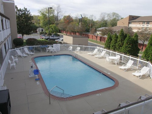 Baymont by Wyndham Louisville East - image 21