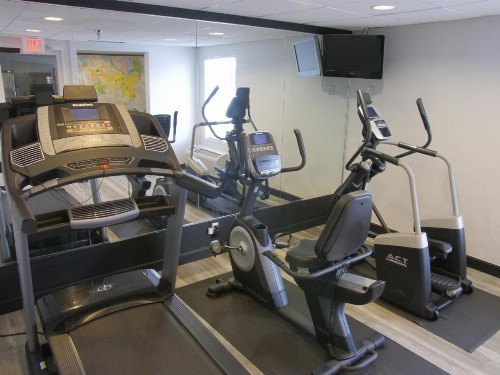 Baymont by Wyndham Louisville East - image 33