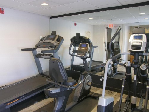 Baymont by Wyndham Louisville East - image 34