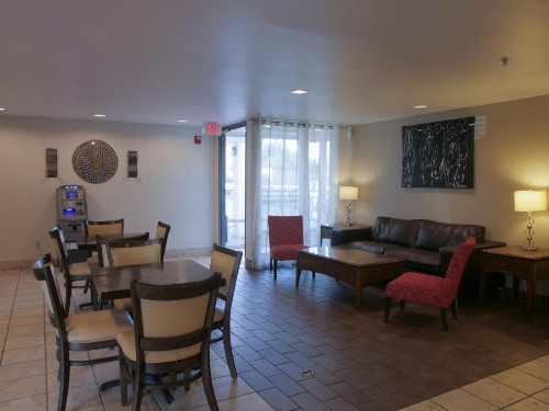 Baymont by Wyndham Louisville East - image 37
