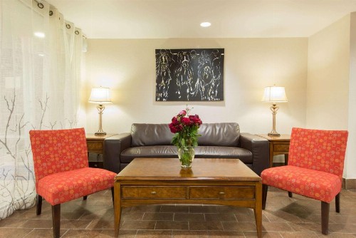 Baymont by Wyndham Louisville East - image 4