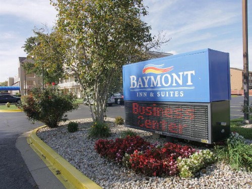 Baymont by Wyndham Louisville East - image 43