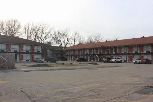 Red Carpet Inn - Louisville - image 7