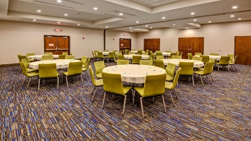 Holiday Inn Express Louisville Airport Expo Center an IHG Hotel - image 13