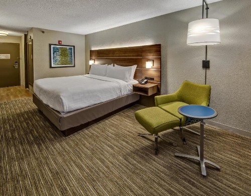 Holiday Inn Express Louisville Airport Expo Center an IHG Hotel - image 23