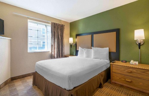 Extended Stay America Suites - Louisville - Alliant Avenue - image 20