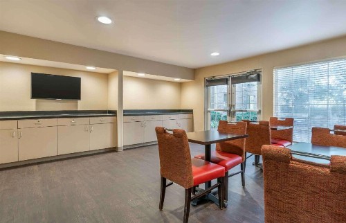 Extended Stay America Suites - Louisville - Alliant Avenue - image 34