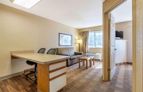 Extended Stay America Suites - Louisville - Alliant Avenue - image 8