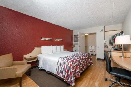 Red Roof Inn Louisville Expo Airport - image 11