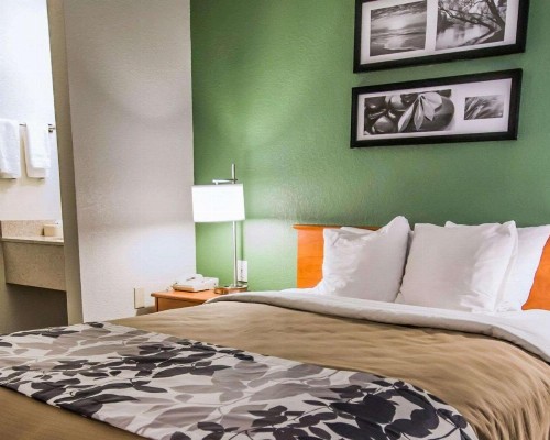Sleep Inn - image 17