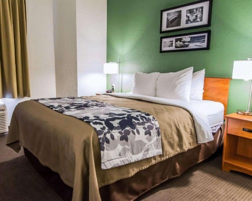 Sleep Inn - image 18