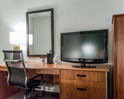 Sleep Inn - image 2