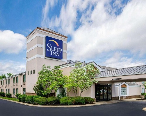 Sleep Inn Louisville Airport & Expo - image 2