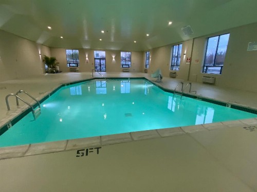 Quality Inn & Suites University/Airport - image 20