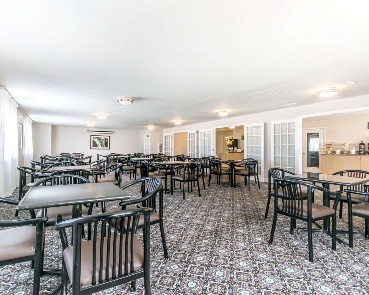 Quality Inn & Suites University/Airport - image 4