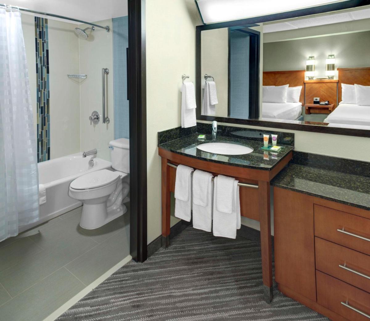 Hyatt Place Louisville-East - image 2