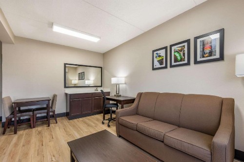 Quality Inn Louisville - image 7