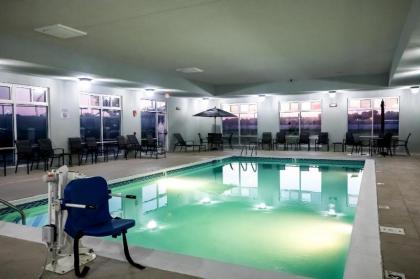 Fairfield by Marriott Inn & Suites Louisville Airport - image 10