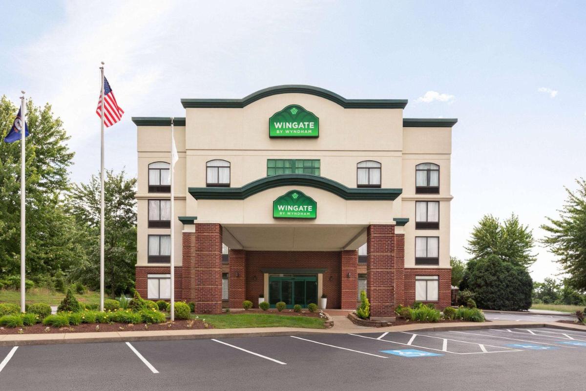 Wingate by Wyndham Louisville East - main image
