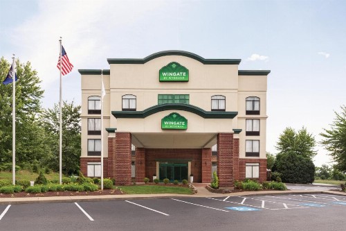Wingate by Wyndham Louisville East - image 10