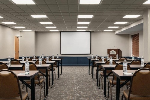 Wingate by Wyndham Louisville East - image 32