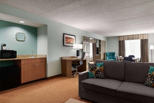 Wingate by Wyndham Louisville East - image 49