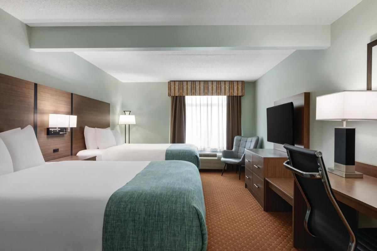 Wingate by Wyndham Louisville East - image 6