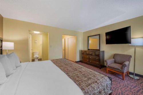 Best Western Louisville East - image 13
