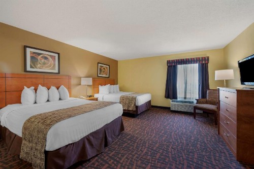 Best Western Louisville East - image 23