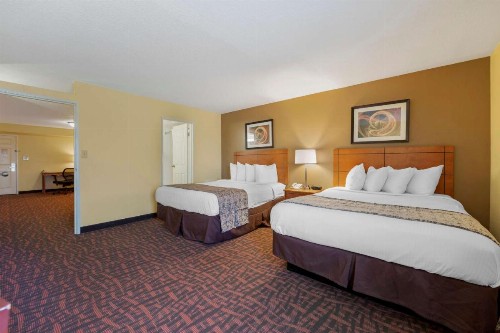 Best Western Louisville East - image 3