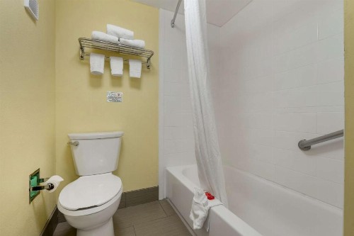 Best Western Louisville East - image 5